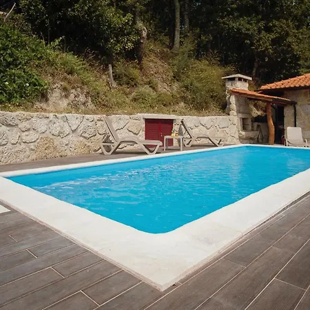 Assento Do Cavado Holiday home *