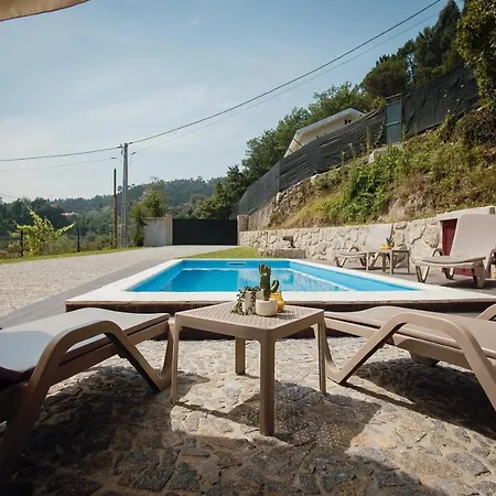 Assento Do Cavado Holiday home Valdosende